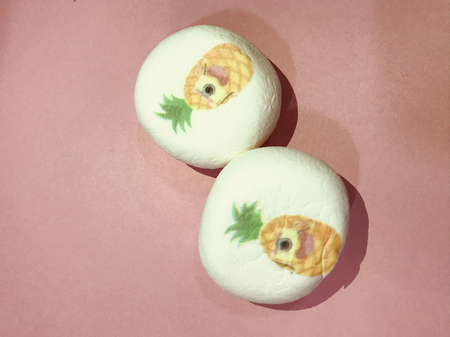 pineapple-flavor-marshmallow-printed-with-edible-marks-of-flavor